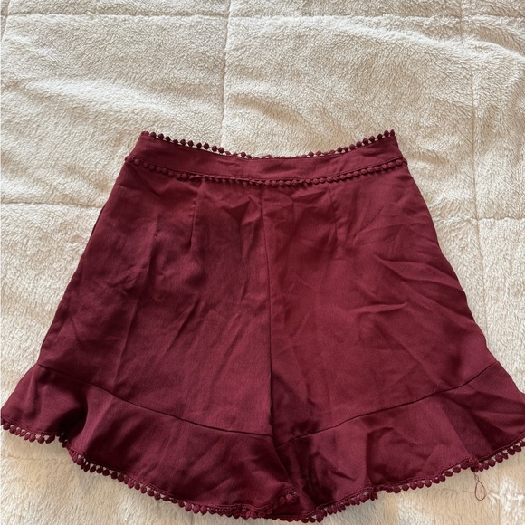 Burgundy Ruffle Shorts - Picture 4 of 5
